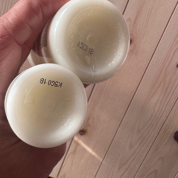 OUAI Leave In Conditioner bundle - Picture 4 of 8